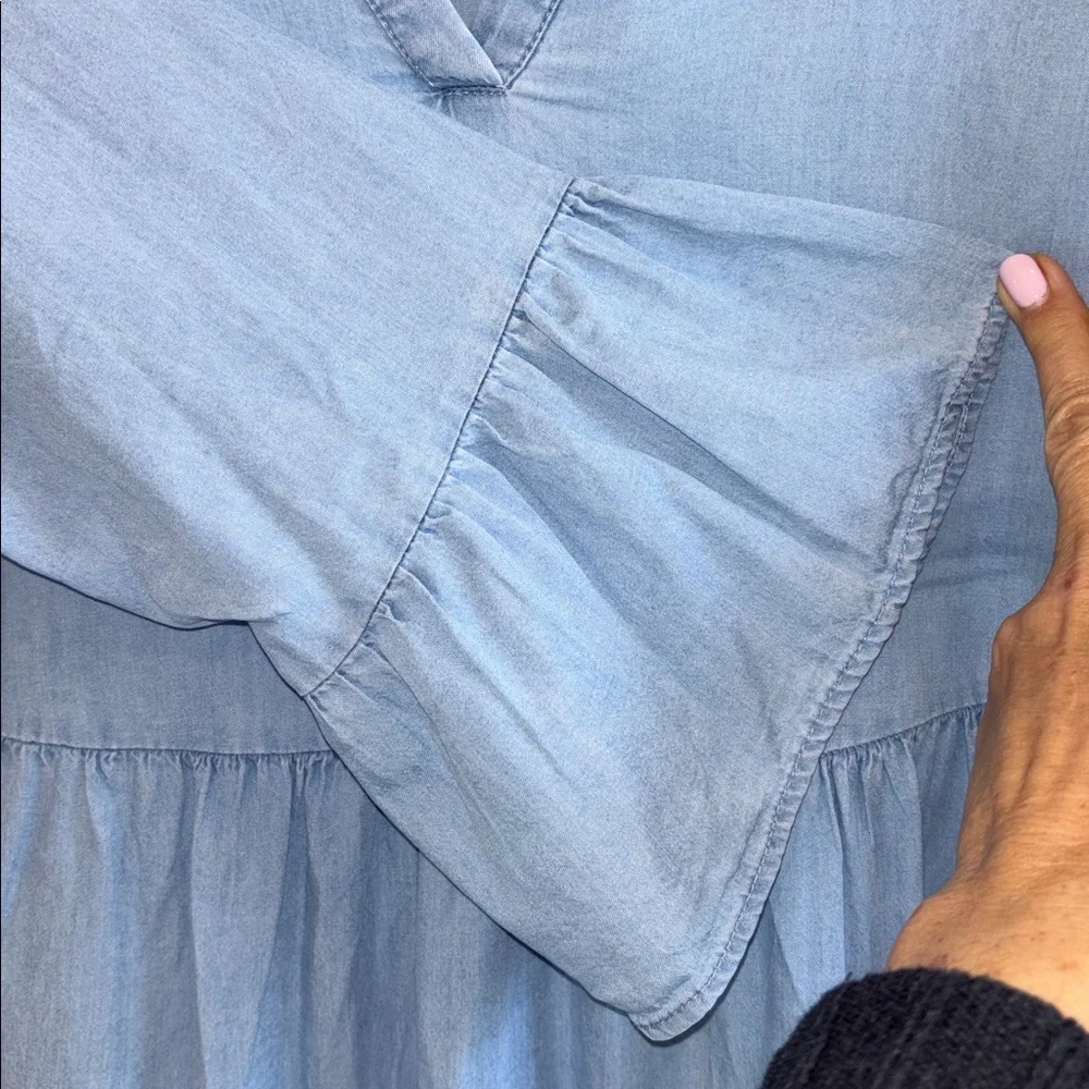 AMISU LIGHT BLUE DENIM DRESS TWO TIERED V NECK 3/4β BELL SLEEVES BOTTOM RUFFLE - Picture 5 of 16